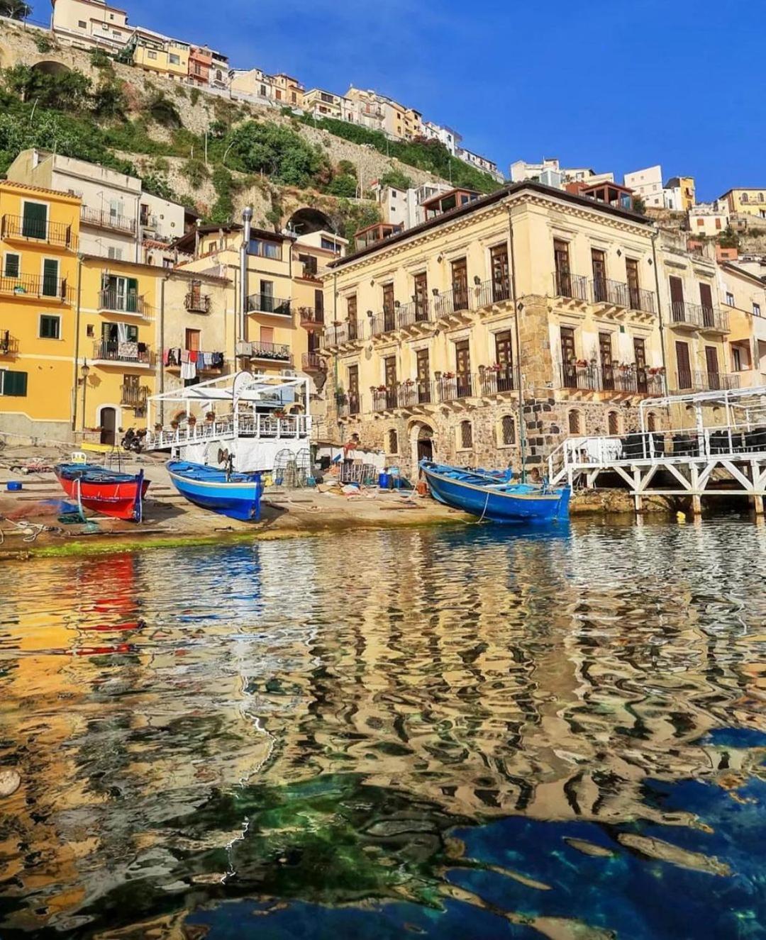 Leonardo Suites Scilla Bagian luar foto